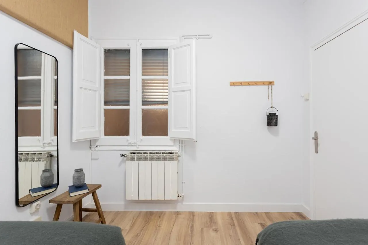 Stylish 3 Bedroom Apartment Barcelona Spain