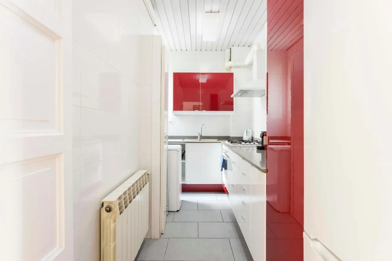 Stylish 3 Bedroom Apartment Barcelona Spain